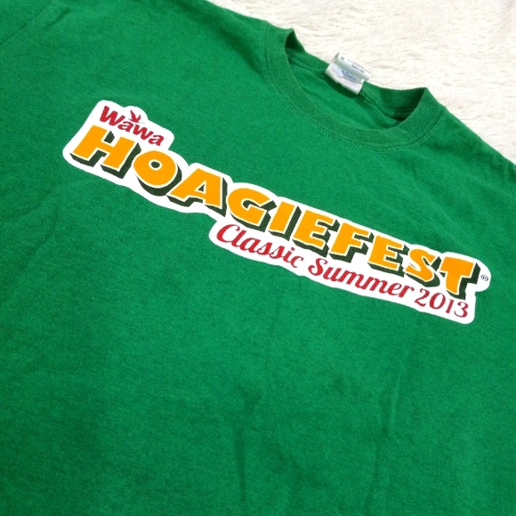 Wawa Hoagiefeat 2013 t-shirt. - Picture 2 of 7